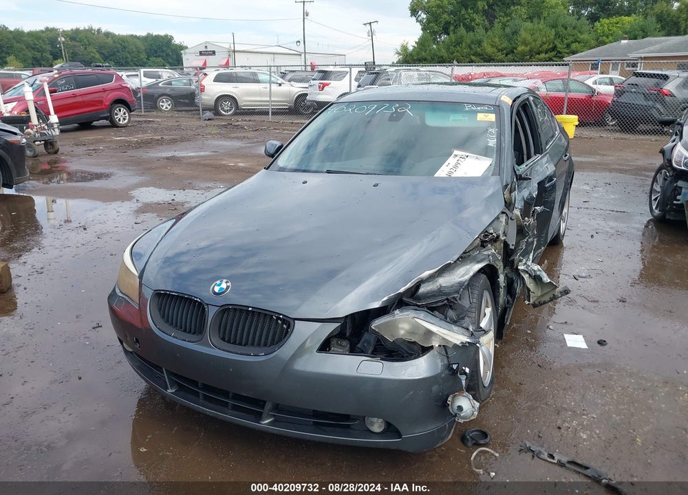 2005 BMW 525I VIN: WBANA535X5B856924