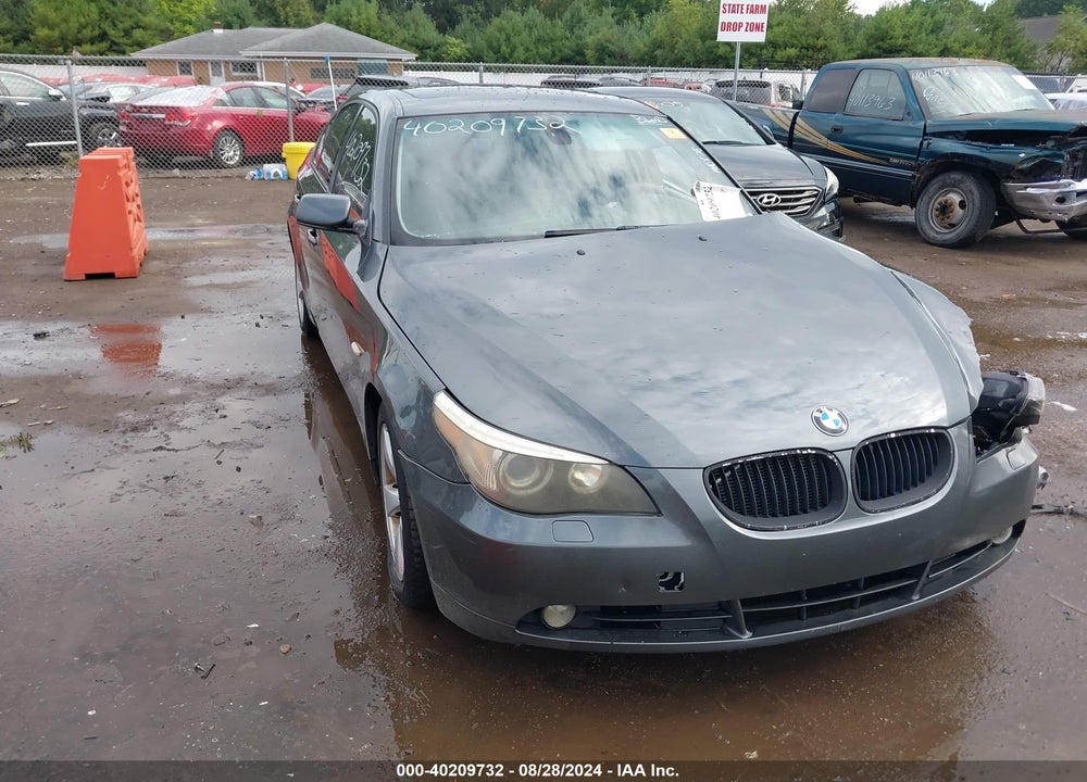 2005 BMW 525I VIN: WBANA535X5B856924