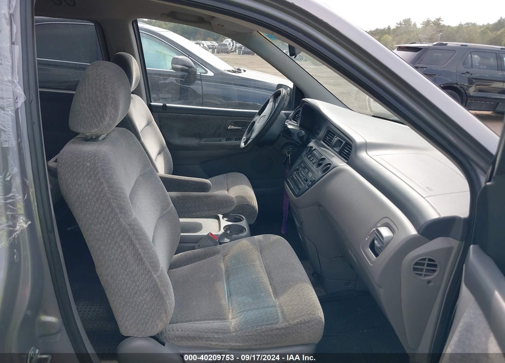2000 HONDA ODYSSEY LX VIN: 2HKRL185XYH596642