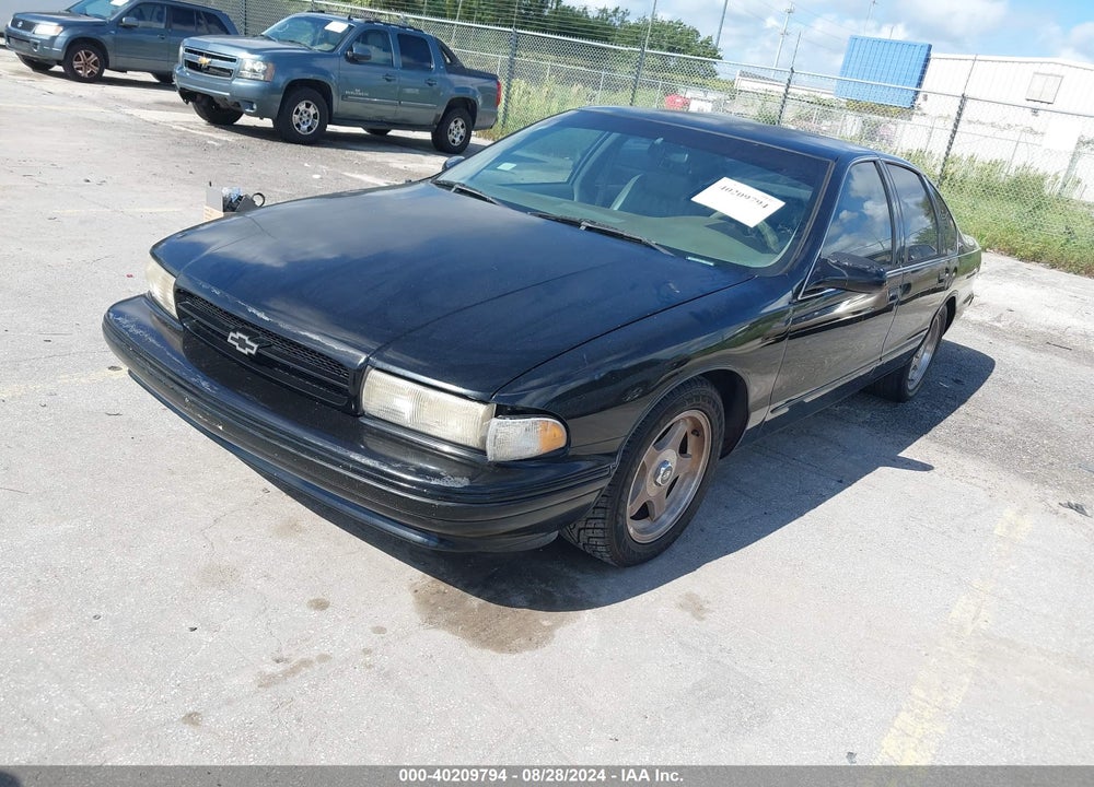 1996 CHEVROLET CAPRICE / IMPALA CLASSIC SS VIN: 1G1BL52PXTR174299