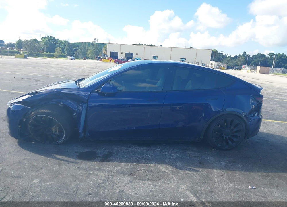 2021 TESLA MODEL Y PERFORMANCE DUAL MOTOR ALL-WHEEL DRIVE VIN: 5YJYGDEF0MF124490