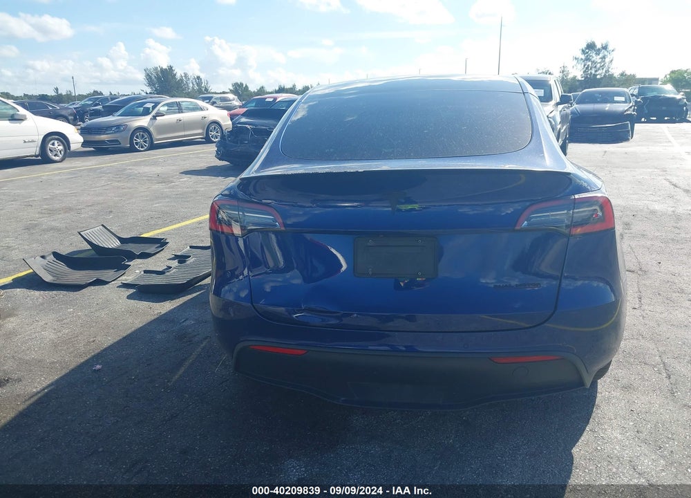 2021 TESLA MODEL Y PERFORMANCE DUAL MOTOR ALL-WHEEL DRIVE VIN: 5YJYGDEF0MF124490