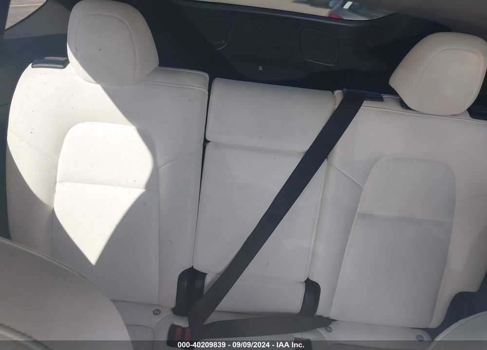 2021 TESLA MODEL Y PERFORMANCE DUAL MOTOR ALL-WHEEL DRIVE VIN: 5YJYGDEF0MF124490