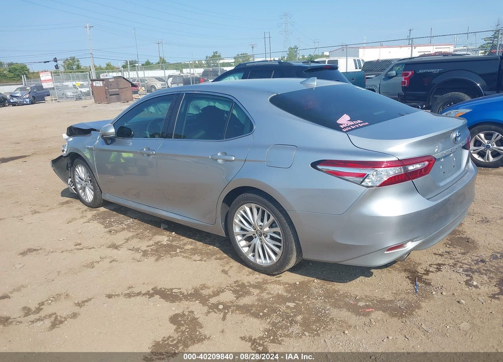 2020 TOYOTA CAMRY XLE HYBRID VIN: 4T1F31AK5LU531629