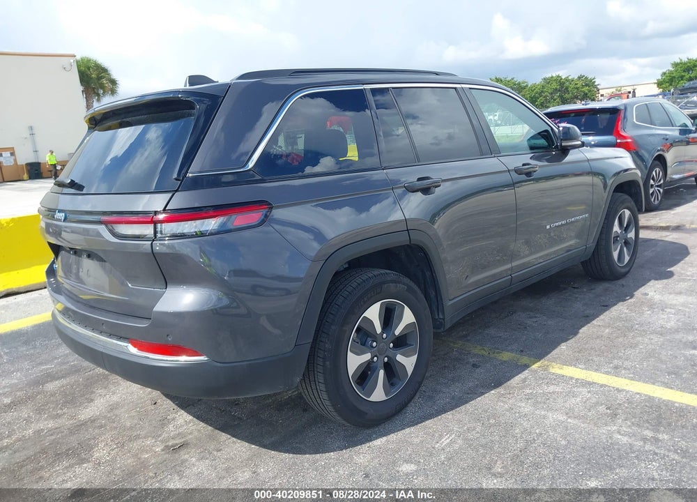 2024 JEEP GRAND CHEROKEE 4XE VIN: 1C4RJYB66RC170993