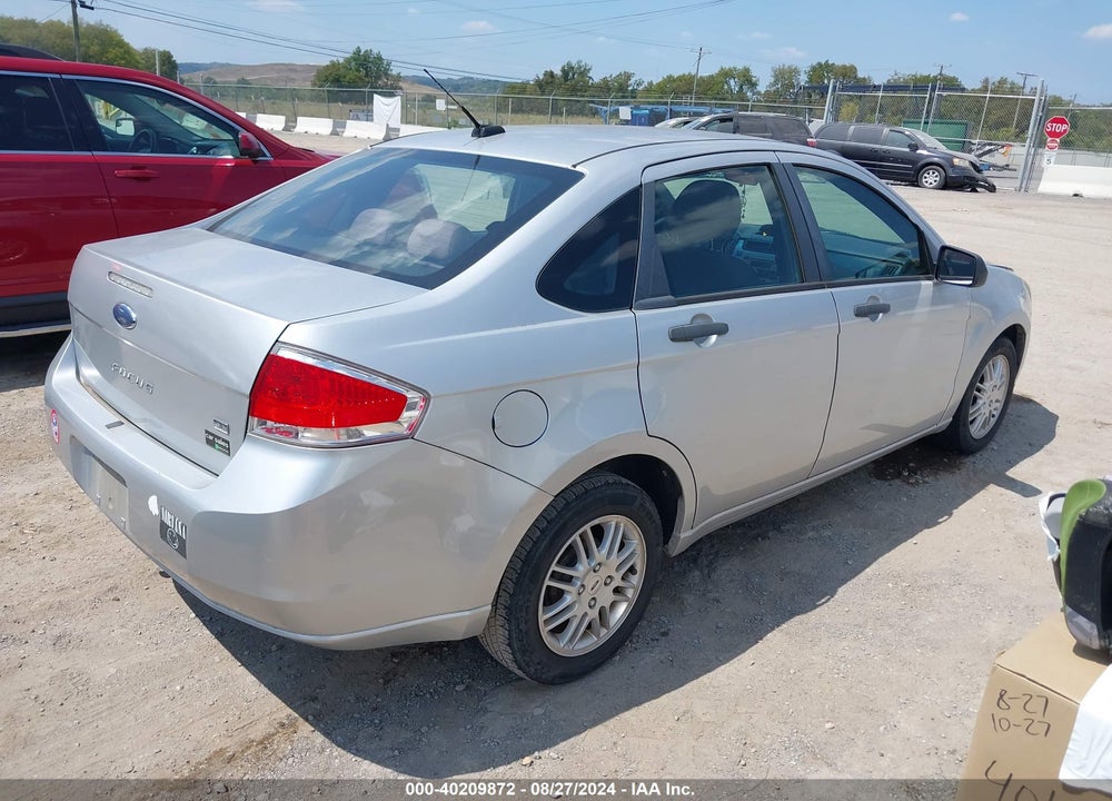 2011 FORD FOCUS SE VIN: 1FAHP3FN6BW168444