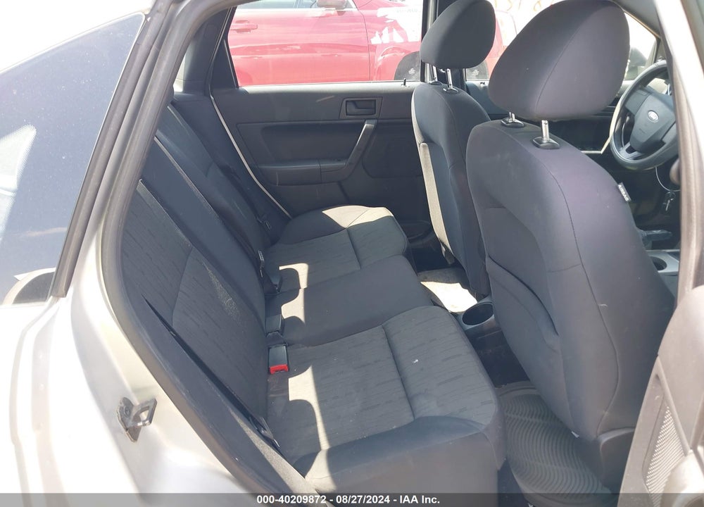 2011 FORD FOCUS SE VIN: 1FAHP3FN6BW168444