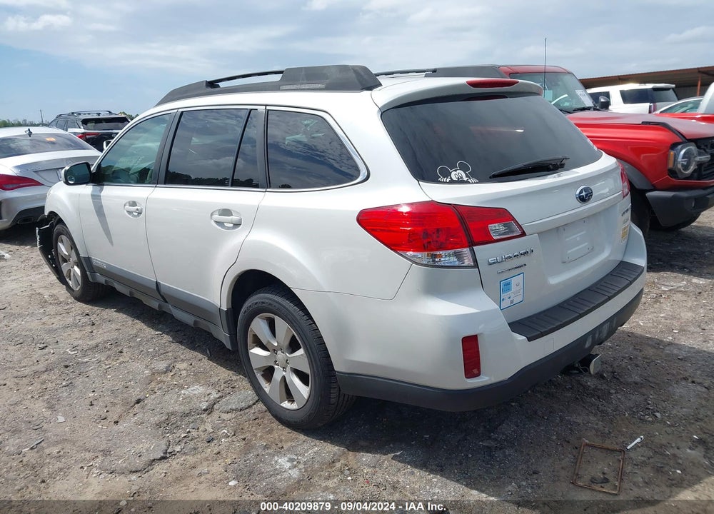 2010 SUBARU OUTBACK 2.5I LIMITED VIN: 4S4BRBKC0A3337233