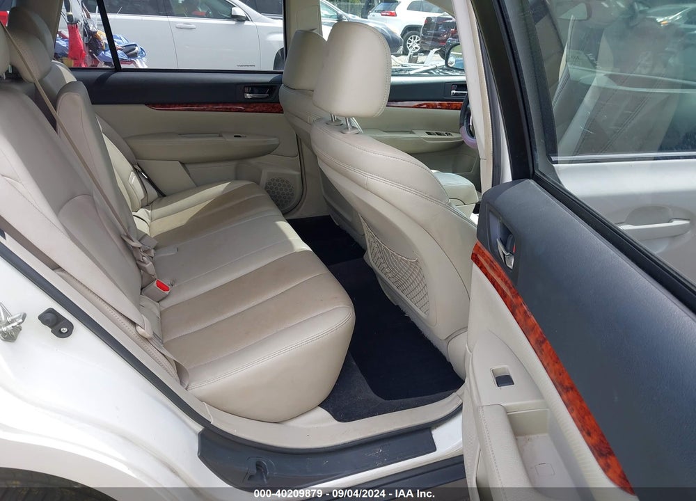 2010 SUBARU OUTBACK 2.5I LIMITED VIN: 4S4BRBKC0A3337233