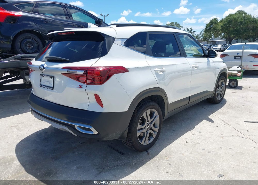 2021 KIA SELTOS S VIN: KNDEUCAA4M7223545