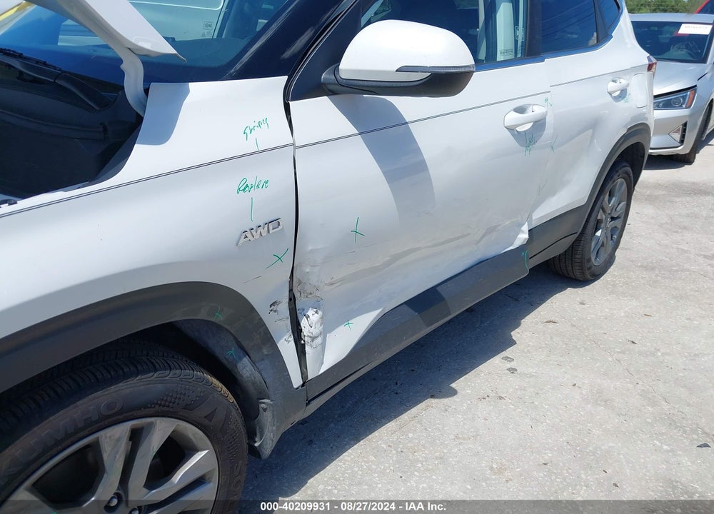 2021 KIA SELTOS S VIN: KNDEUCAA4M7223545