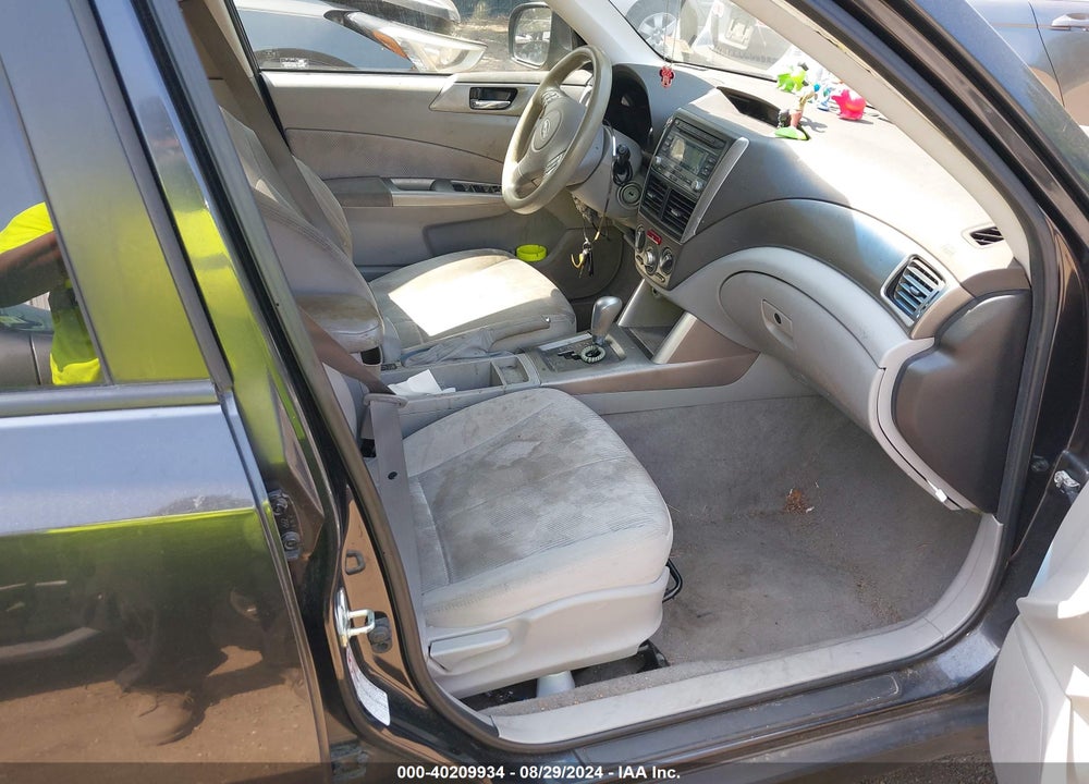 2010 SUBARU FORESTER 2.5X PREMIUM VIN: JF2SH6CC1AH723189