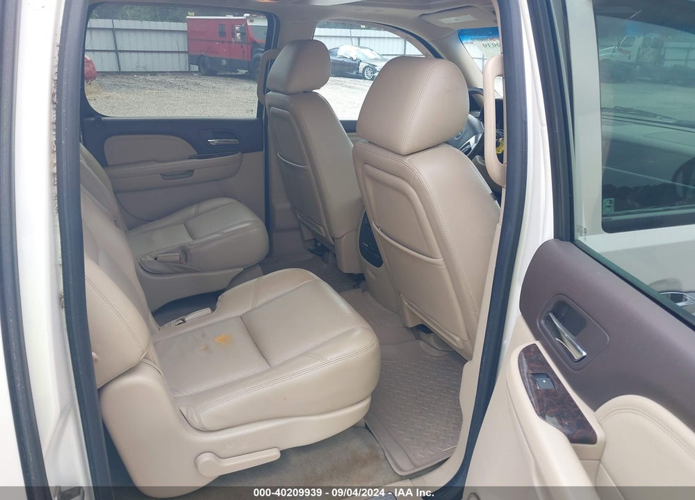 2012 GMC YUKON XL 1500 DENALI VIN: 1GKS2MEF4CR216011