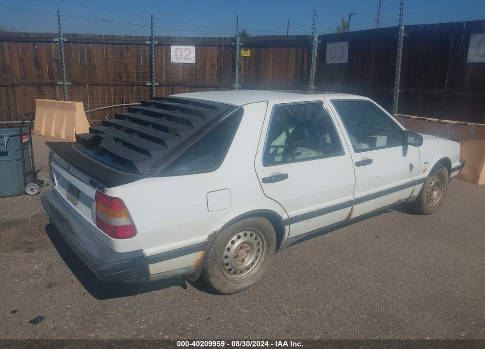 1988 SAAB 9000 VIN: YS3CT55L8J1017072