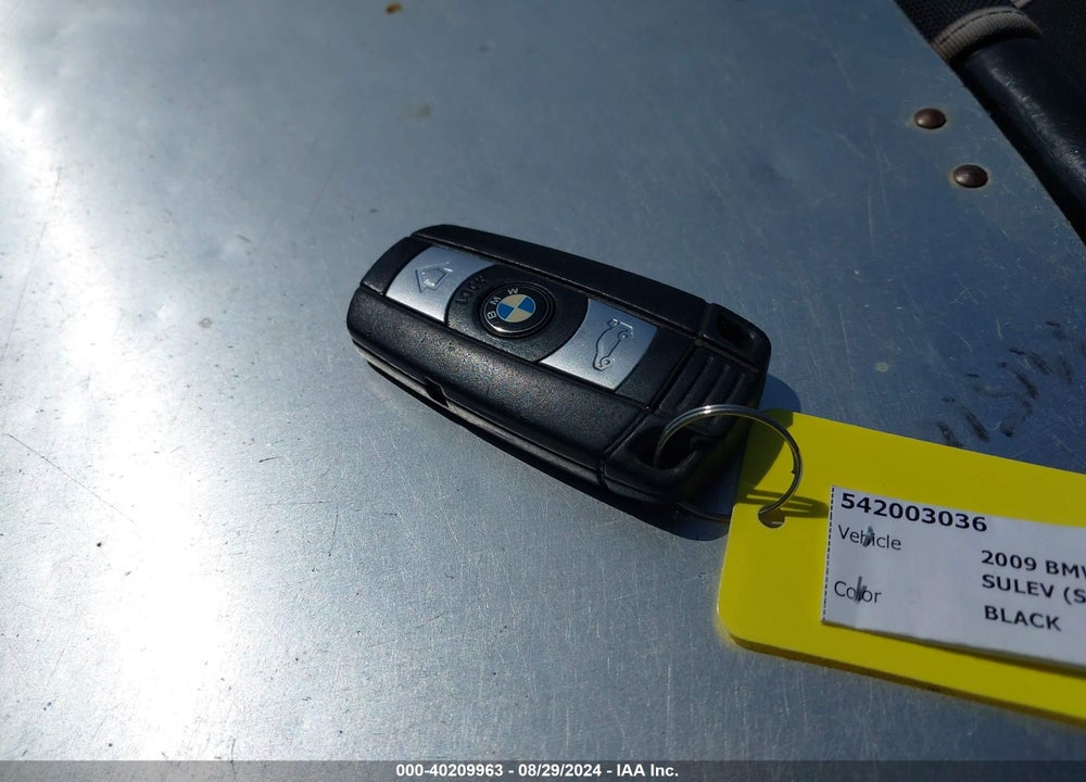 2009 BMW 328I VIN: WBAPH575X9NL77812