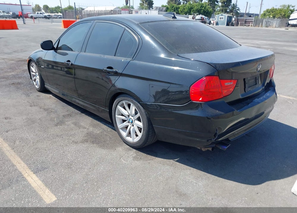 2009 BMW 328I VIN: WBAPH575X9NL77812
