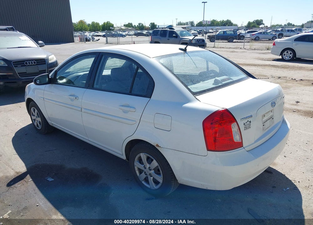 2009 HYUNDAI ACCENT GLS VIN: KMHCN46C09U337552
