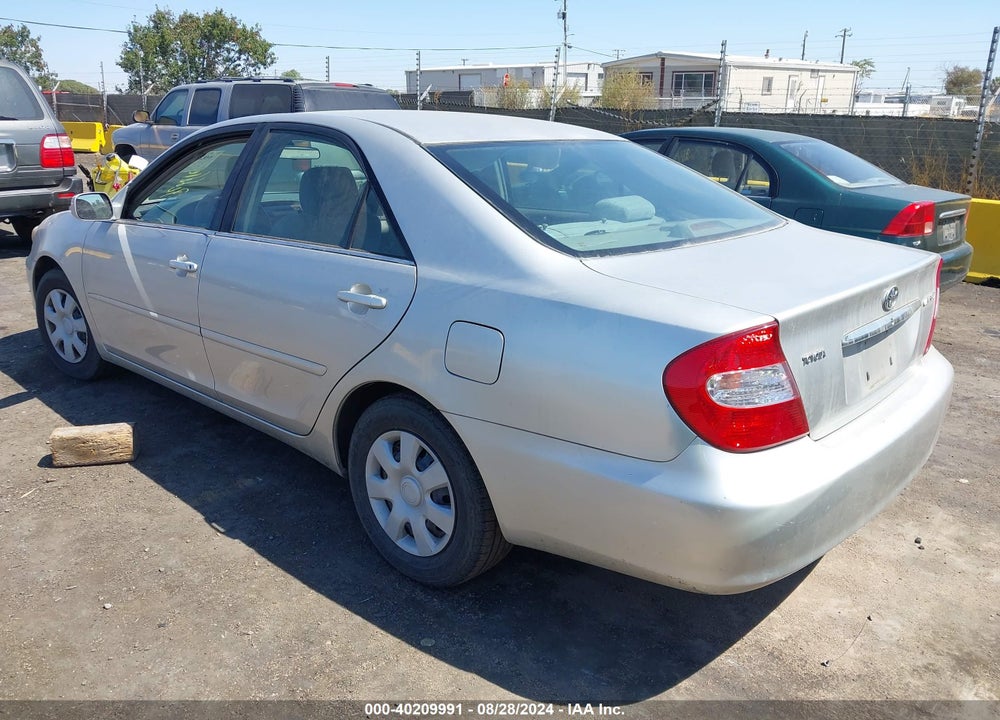 2004 TOYOTA CAMRY LE VIN: 4T1BE32K24U825607