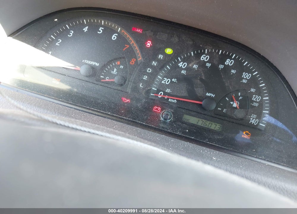 2004 TOYOTA CAMRY LE VIN: 4T1BE32K24U825607