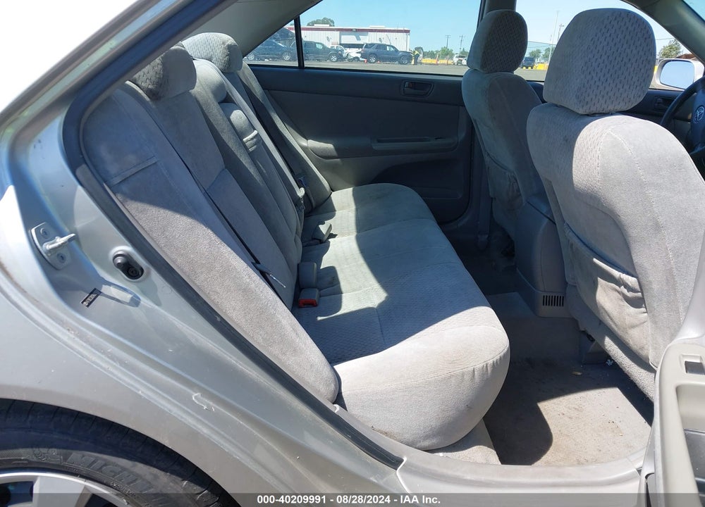 2004 TOYOTA CAMRY LE VIN: 4T1BE32K24U825607