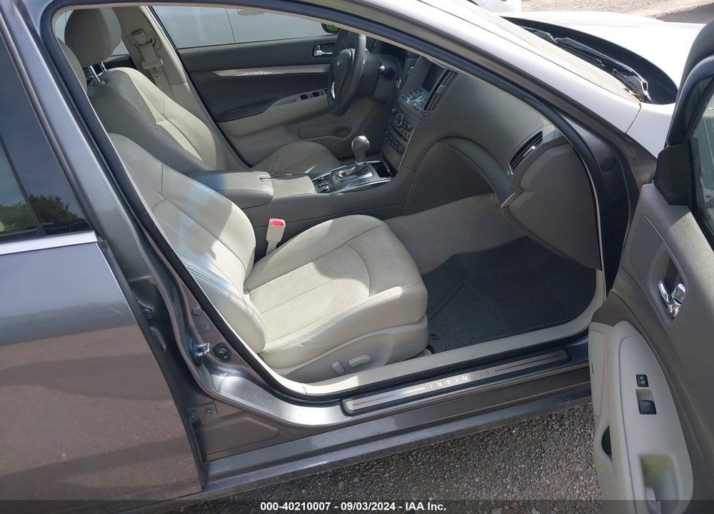 2011 INFINITI G37X VIN: JN1CV6AR0BM406874