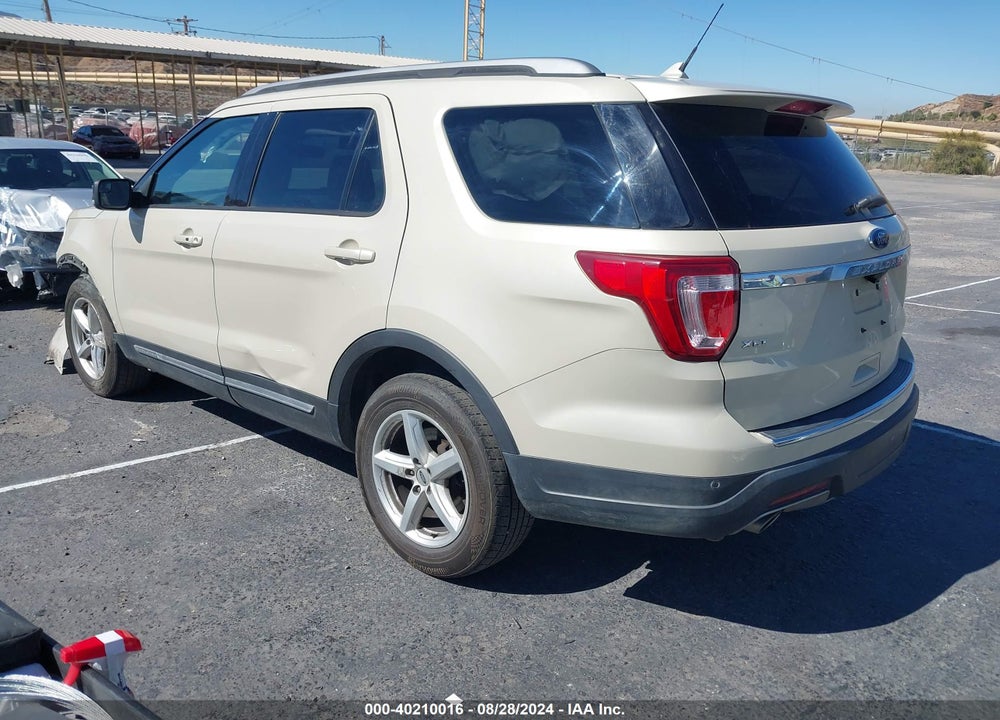 2018 FORD EXPLORER XLT VIN: 1FM5K7D80JGB18319