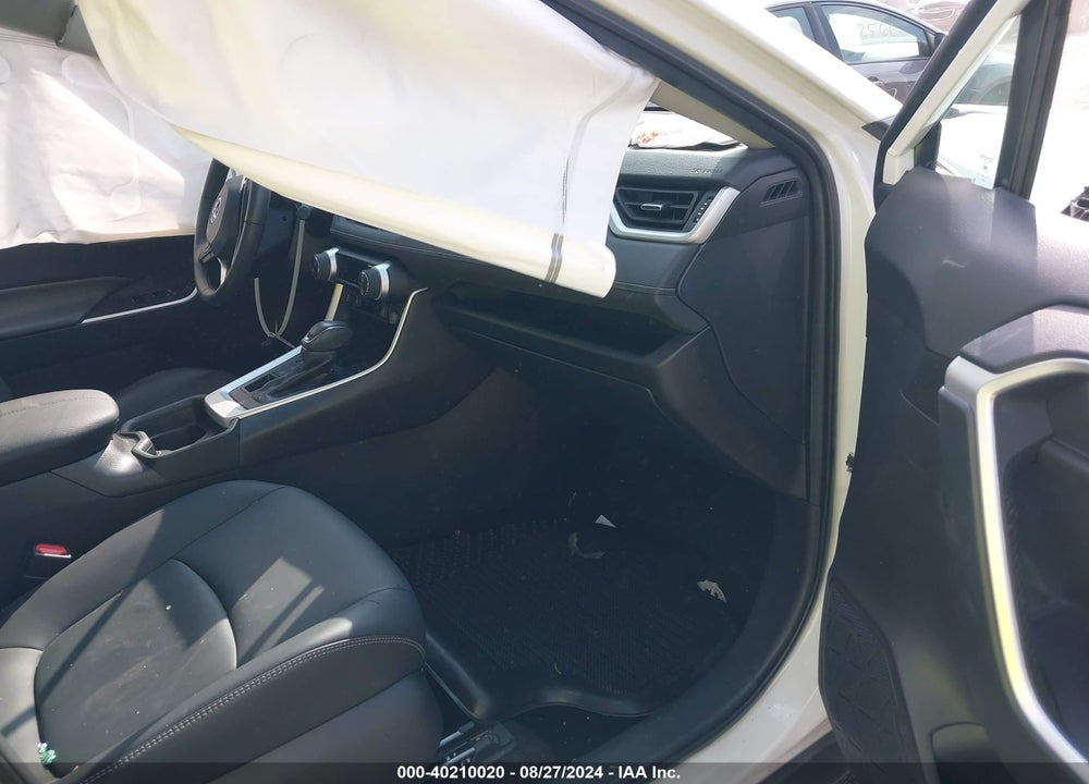 2021 TOYOTA RAV4 XLE PREMIUM VIN: 2T3A1RFV6MW208717