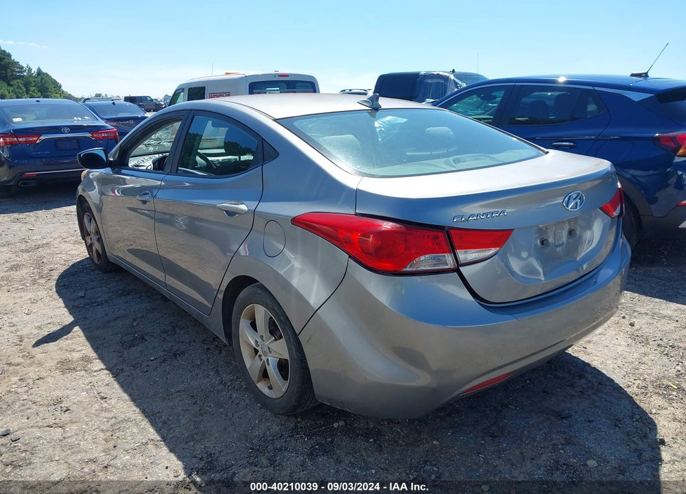 2013 HYUNDAI ELANTRA GLS VIN: KMHDH4AE7DU013074