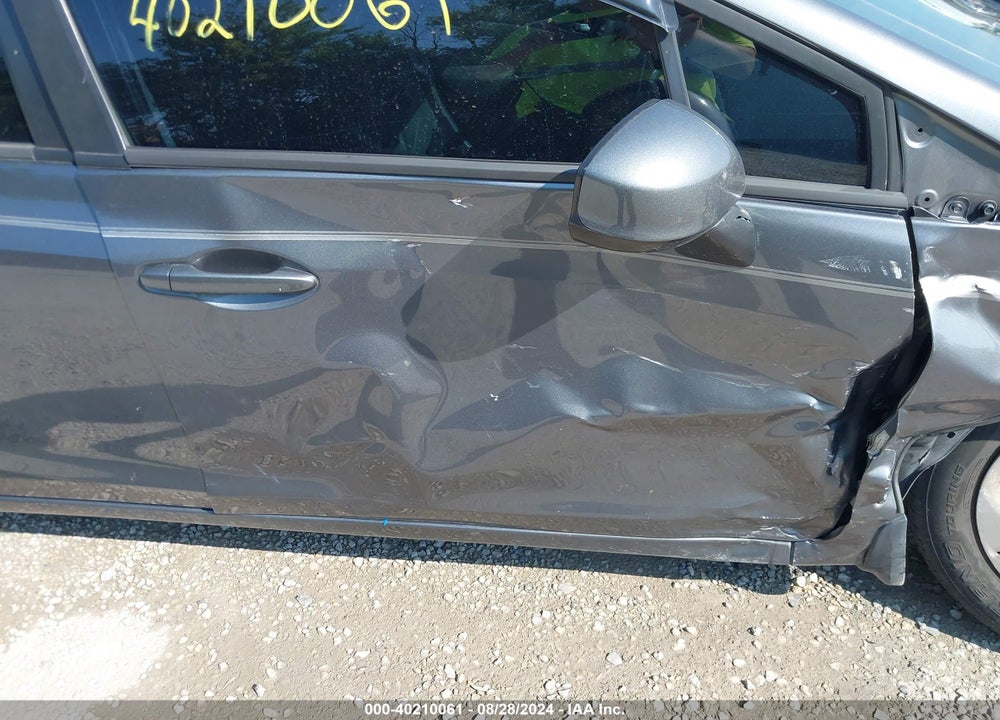 2013 HONDA CIVIC LX VIN: 19XFB2F53DE065134
