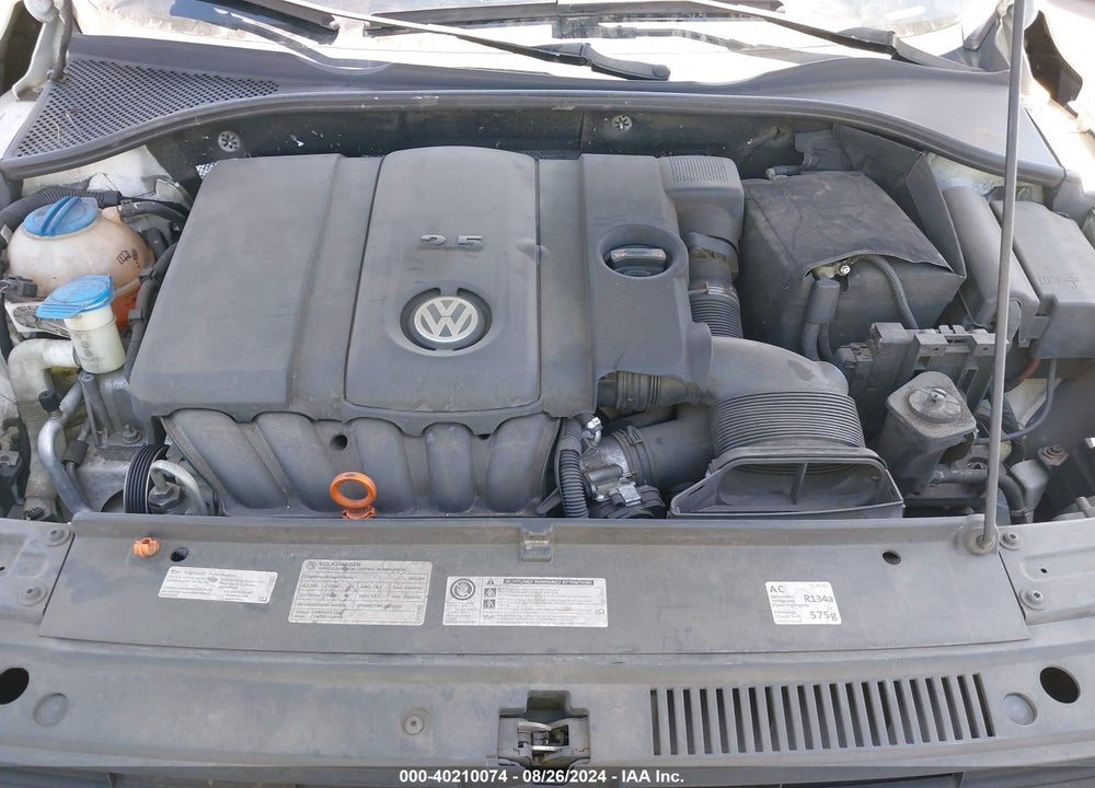2012 VOLKSWAGEN PASSAT 2.5L SE VIN: 1VWBP7A34CC050227