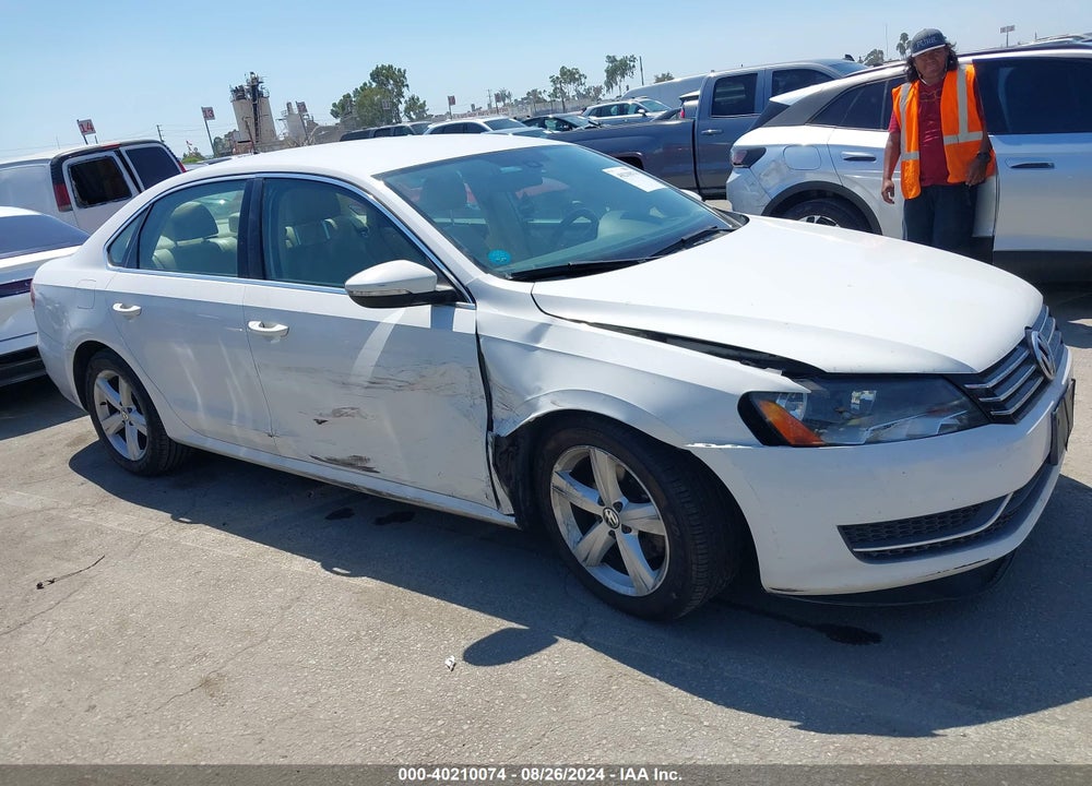 2012 VOLKSWAGEN PASSAT 2.5L SE VIN: 1VWBP7A34CC050227