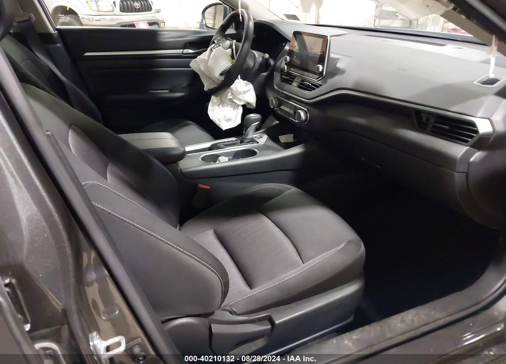 2022 NISSAN ALTIMA SV FWD VIN: 1N4BL4DV9NN341233