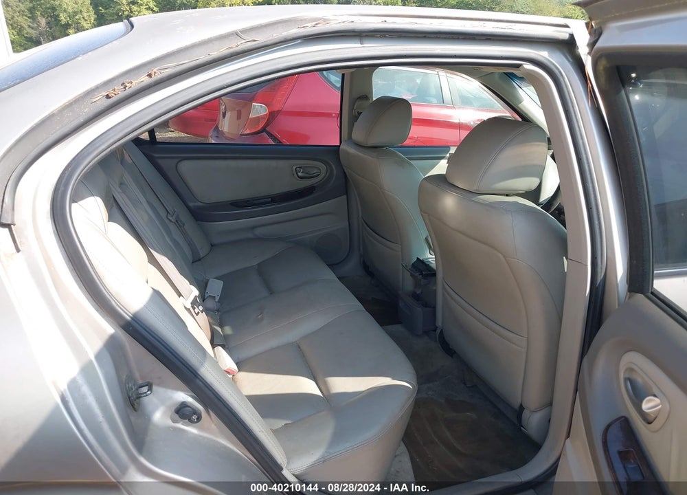 2002 NISSAN MAXIMA GLE VIN: JN1DA31D22T450335