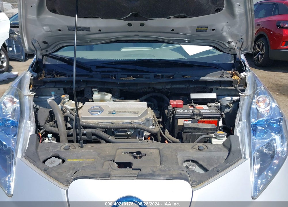 2012 NISSAN LEAF VIN: JN1AZ0CPXCT018658