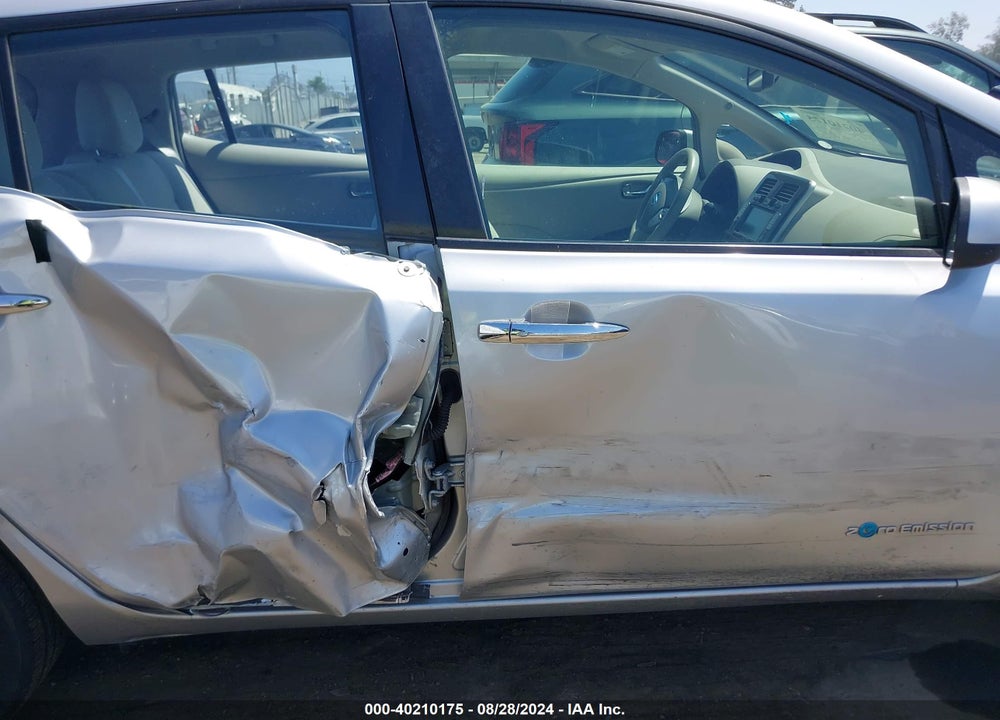 2012 NISSAN LEAF VIN: JN1AZ0CPXCT018658