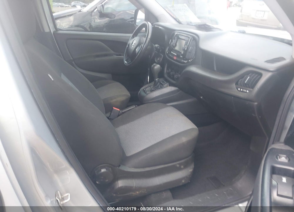 2017 RAM PROMASTER CITY TRADESMAN VIN: ZFBERFAB0H6G85033