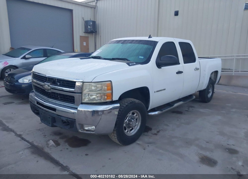 2008 CHEVROLET SILVERADO 2500HD WORK TRUCK VIN: 1GCHC23KX8F143615