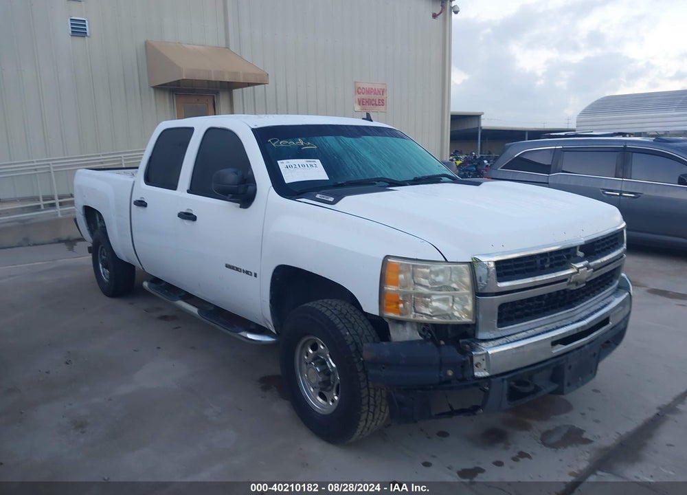 2008 CHEVROLET SILVERADO 2500HD WORK TRUCK VIN: 1GCHC23KX8F143615