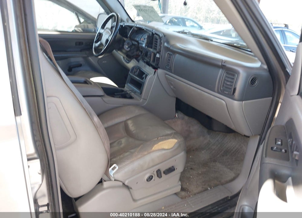 2003 CHEVROLET SUBURBAN 1500 VIN: 3GNFK16Z53G163895
