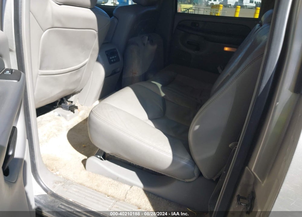2003 CHEVROLET SUBURBAN 1500 VIN: 3GNFK16Z53G163895