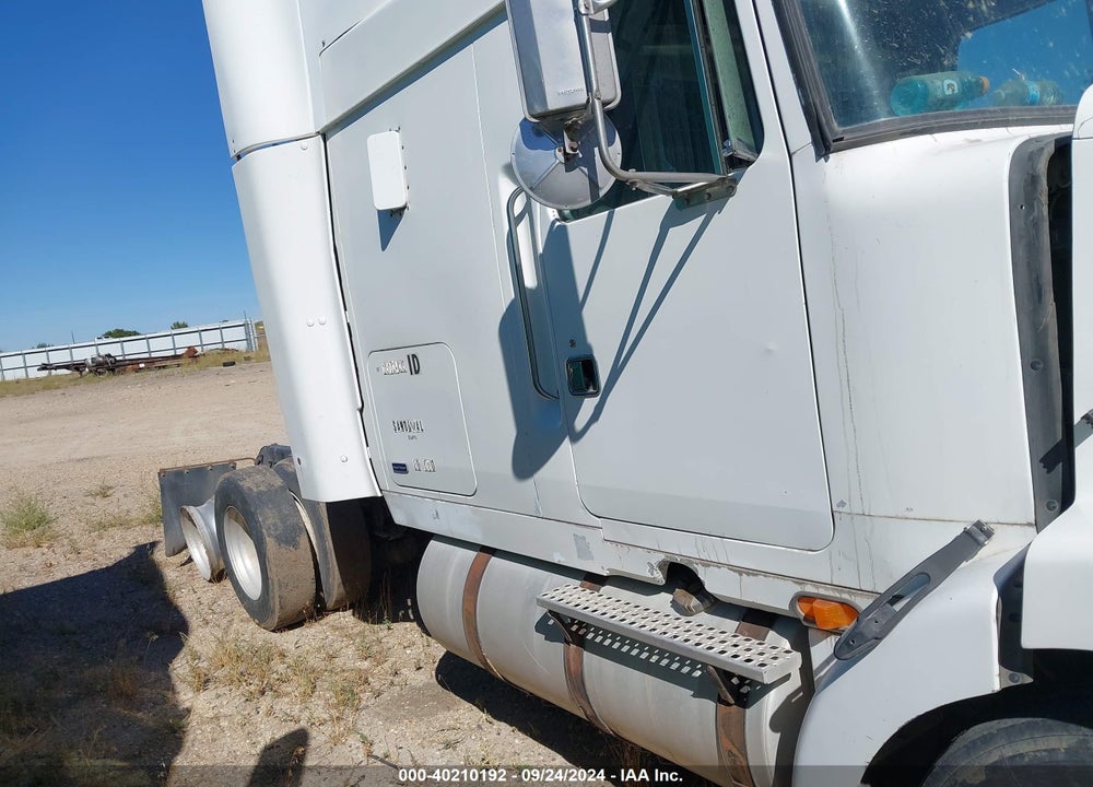 1995 WHITE/GMC AERO WIA VIN: 4V1WDBGF8SN702420
