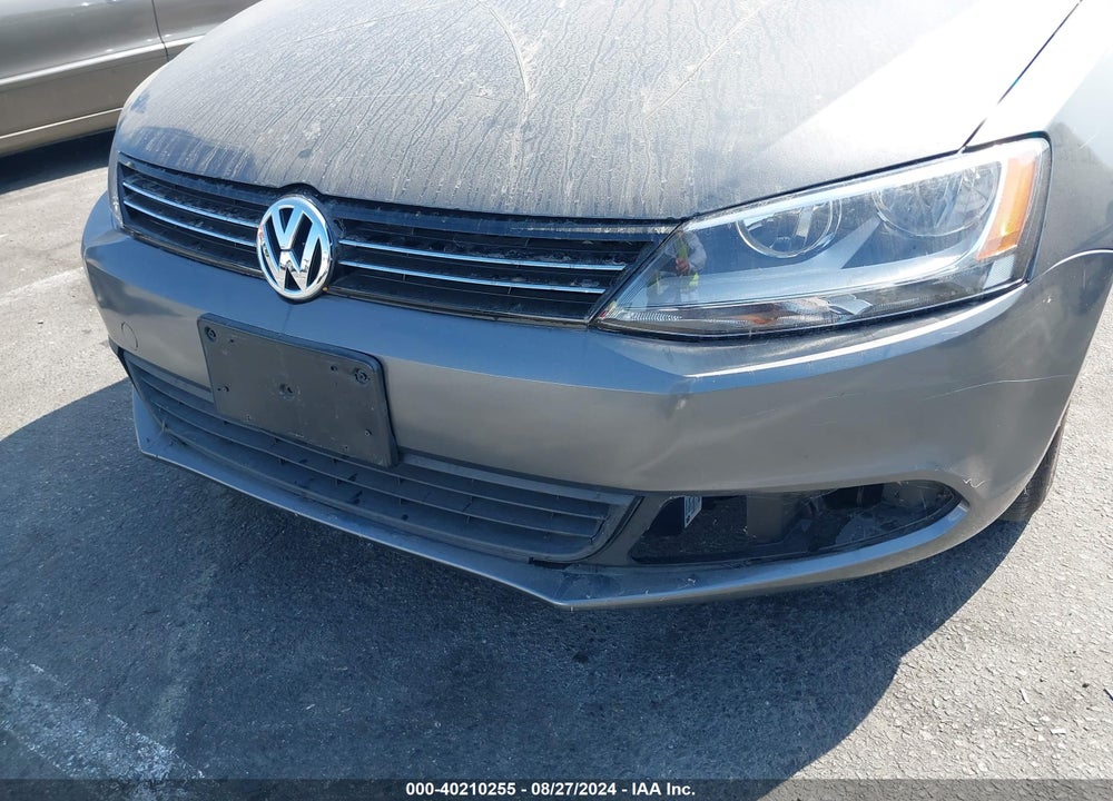 2011 VOLKSWAGEN JETTA VIN: 3VW2K7AJ8BM363176