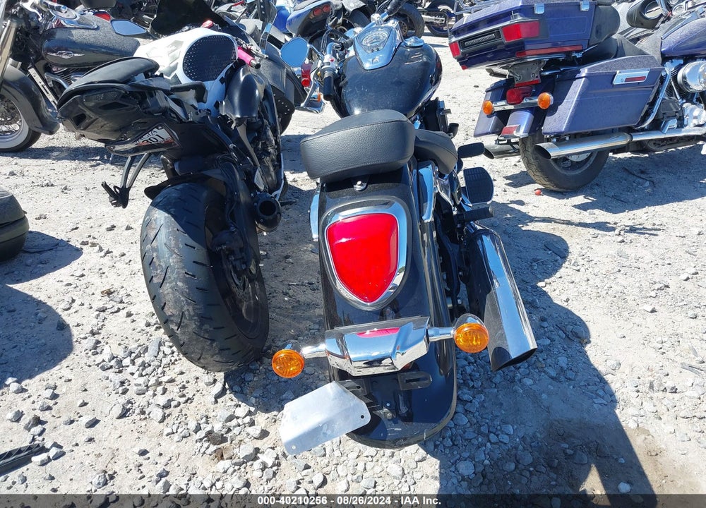 2020 SUZUKI VL800 M/TM VIN: JS1VS55A4L7100106