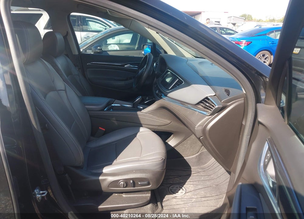 2018 BUICK ENCLAVE ESSENCE VIN: 5GAERBKW8JJ151223