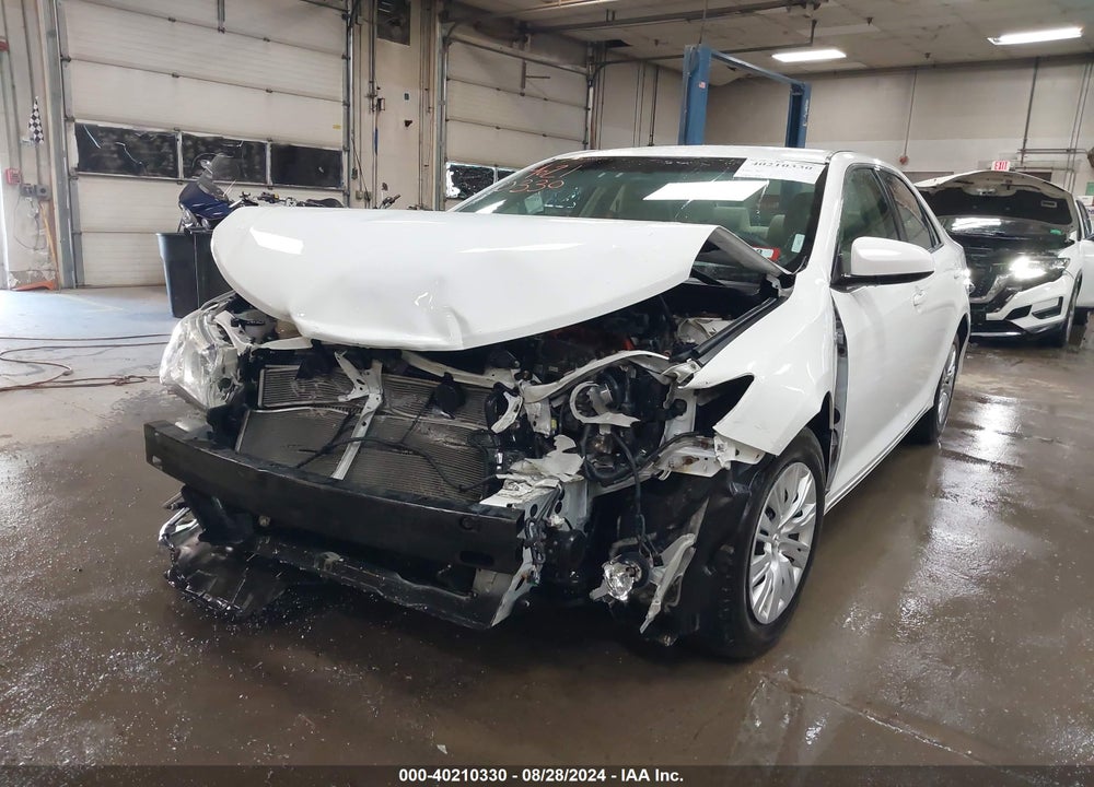 2014 TOYOTA CAMRY HYBRID LE VIN: 4T1BD1FK1EU107534
