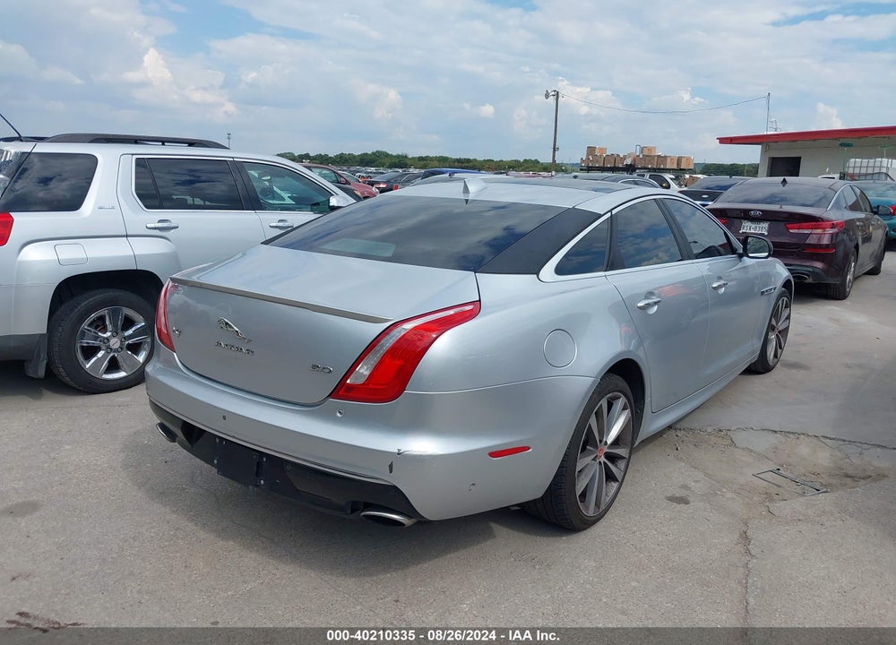 2016 JAGUAR XJ R - SPORT VIN: SAJWA1C7XG8W02312