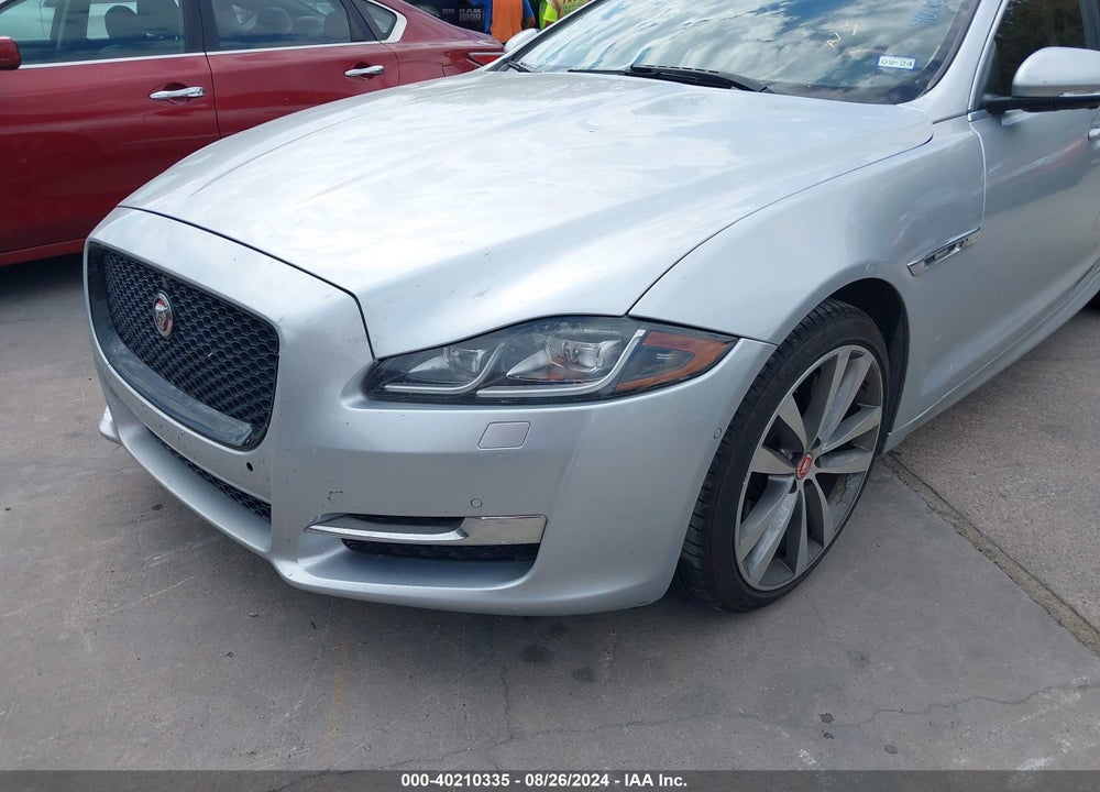 2016 JAGUAR XJ R - SPORT VIN: SAJWA1C7XG8W02312