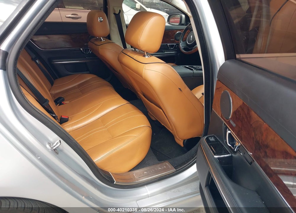 2016 JAGUAR XJ R - SPORT VIN: SAJWA1C7XG8W02312