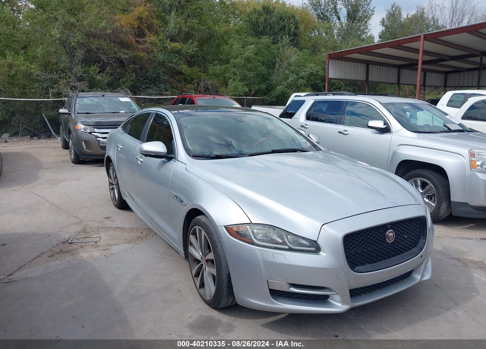 2016 JAGUAR XJ R - SPORT VIN: SAJWA1C7XG8W02312