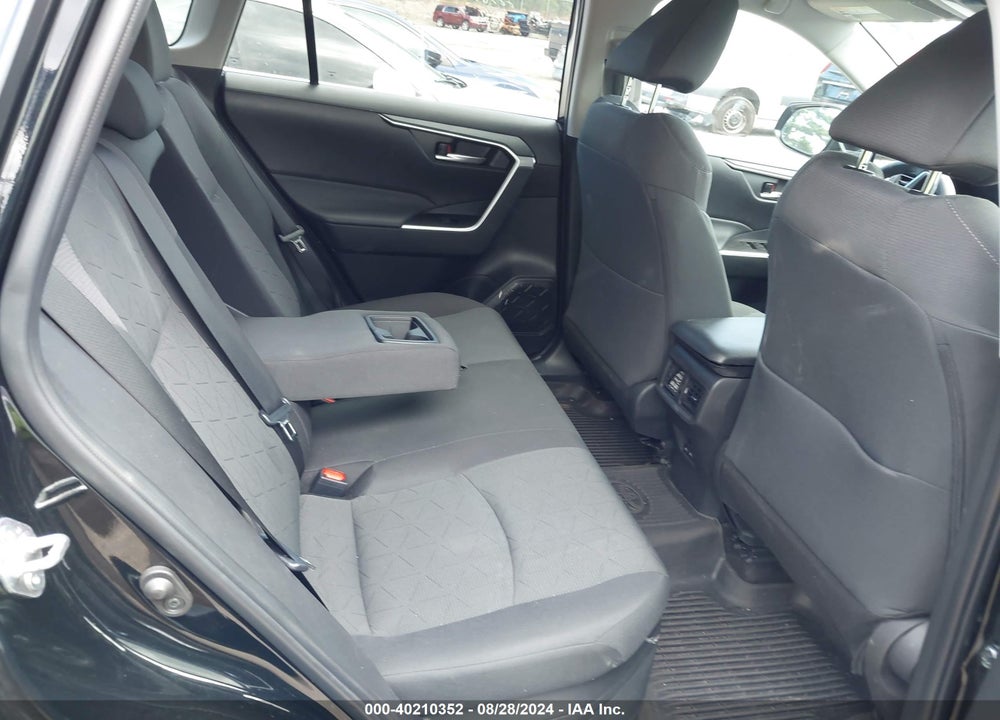 2024 TOYOTA RAV4 HYBRID XLE VIN: 4T3RWRFV0RU142631